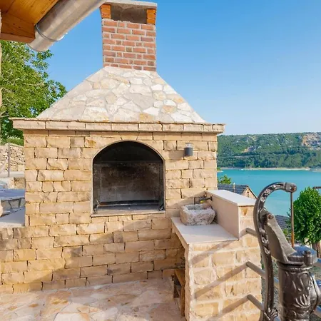 Holiday home Gorgeous In Ricice With View Ricice (Prolozac)