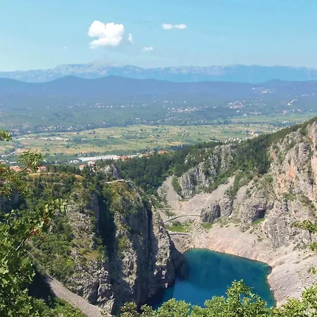 Holiday home Gorgeous In Ricice With View Ricice (Prolozac)